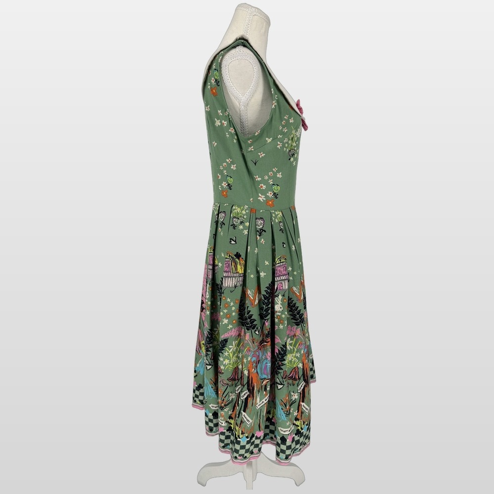 Lindy Bop Leah Alice in Wonderland Tea Dress 8 Green Novelty Print Fit & Flare - Picture 8 of 15